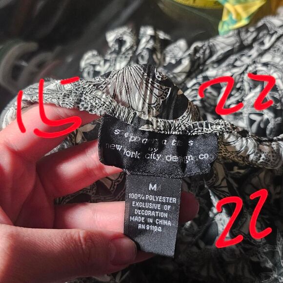 Vintage y2k 90s boho fairy patterned accordion top - Picture 4 of 4